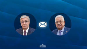 Глава государства направил телеграмму поздравления Президенту Палестины