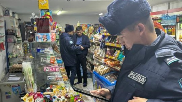«Закон и порядок»: рейд по выявлению незаконной торговли насваем провели в Астане