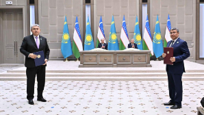 Между министерствами юстиции Казахстана и Узбекистана подписана программа сотрудничества