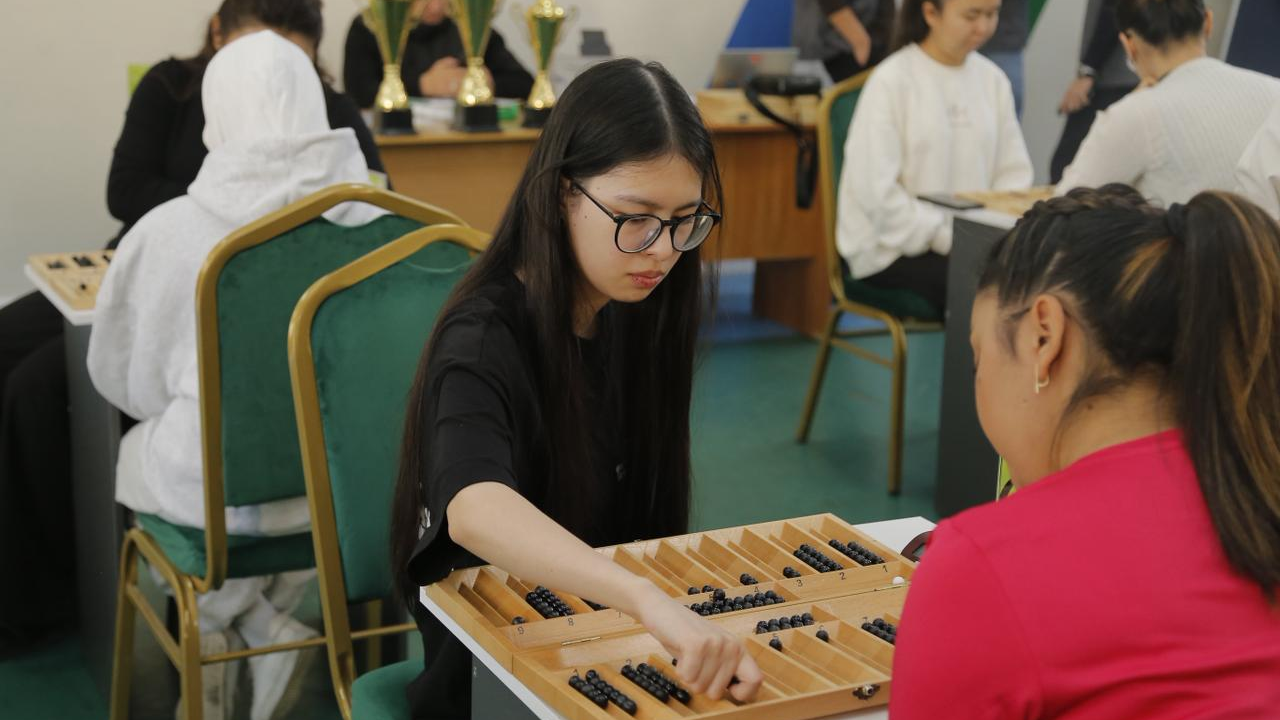 В Алматы пройдет чемпионат мира по тогызкумалак среди юношей и девушек