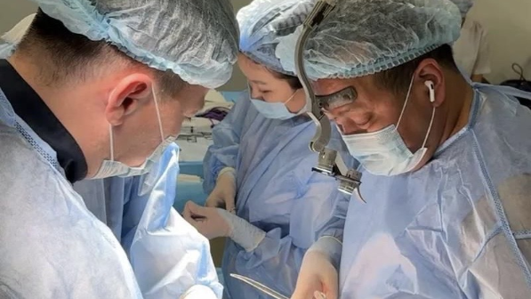 Онкохирурги Алматы спасли жизнь пациентке с раком и тяжелой сердечной недостаточностью