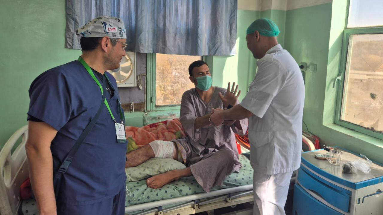 Врачи Казахстана участвуют в гуманитарной миссии в Афганистане