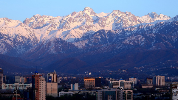 Почему Алматы остается главным городом возможностей?