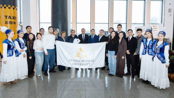 40 операций за 10 дней: казахстанские врачи успешно завершили миссию в Афганистане