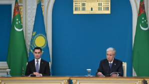 Токаев и Бердымухамедов провели брифинг для представителей СМИ