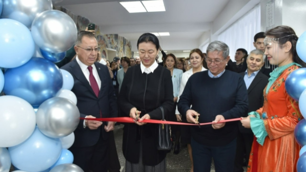 В КазНУ открыли казахстанско-американский центр по исследованию цитоматрицы 