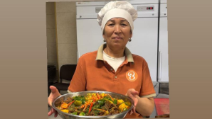 Повар из Алматы Индира Салманова: 17 лет на кухне и одна большая любовь – готовить для людей