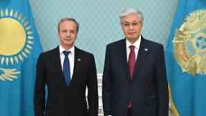 Глава государства принял Президента Международной федерации шахмат 