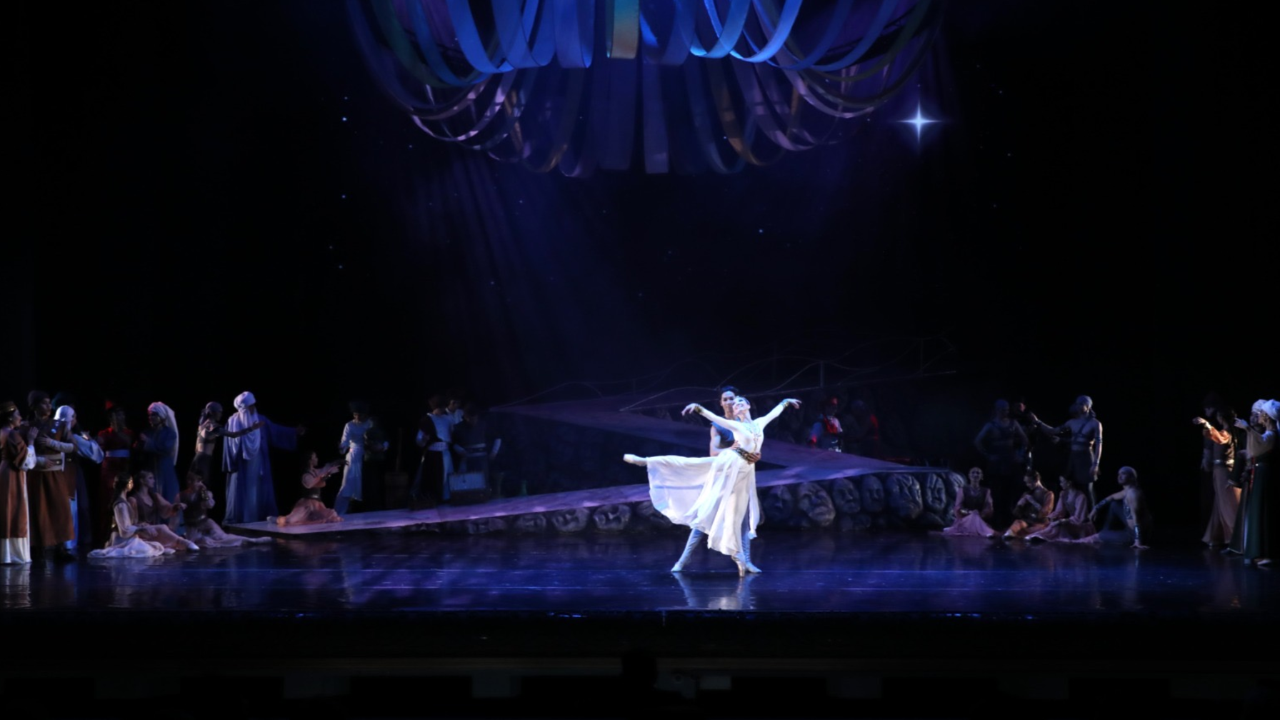 В Алматы состоялась премьера балета «Ұлы Жібек Жолы» 