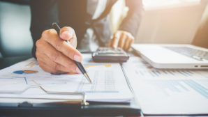 Минэнерго РК разъяснило порядок утверждения предельных тарифов на электроэнергию на 2026–2032 годы