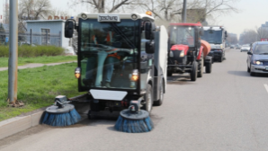 В Алматы коммунальная техника переходит на зимний режим работы