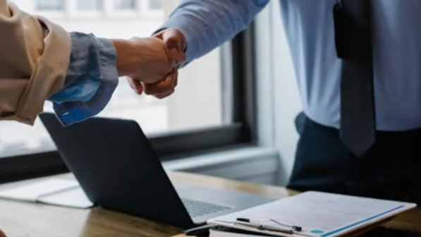 Искусственный интеллект трансформирует госуправление, но не заменит управленцев – мнение алматинского эксперта