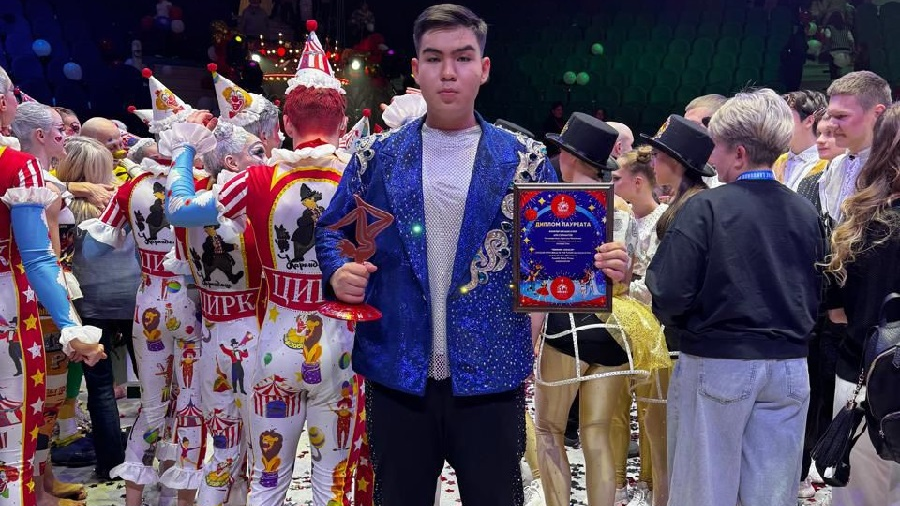 Артист из Алматы Али Салаватов – в тройке лучших на международном цирковом фестивале