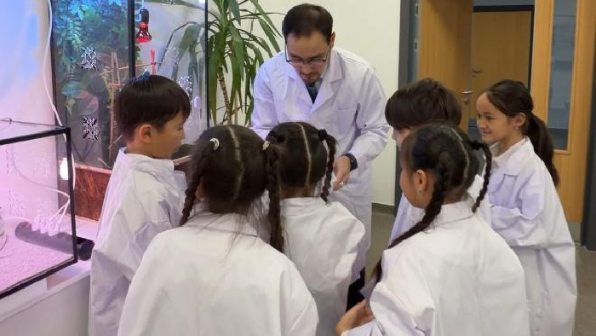 «Келешек мектебi»: в столичной школе открылся кабинет «Живой природы»