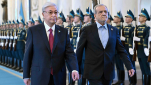 Глава государства Касым-Жомарт Токаев и Президент Ирана Масуд Пезешкиан провели встречу в узком составе