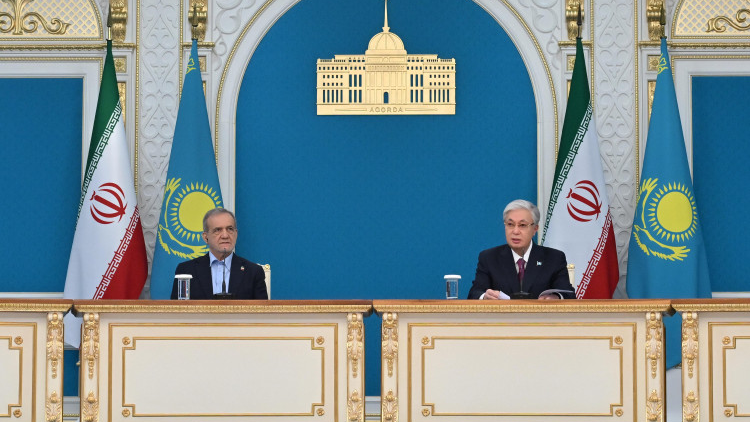 Касым-Жомарт Токаев и Масуд Пезешкиан выступили с совместным заявлением