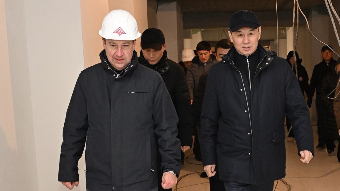Дархан Сатыбалды предупредил подрядчиков о последствиях срыва договорных сроков