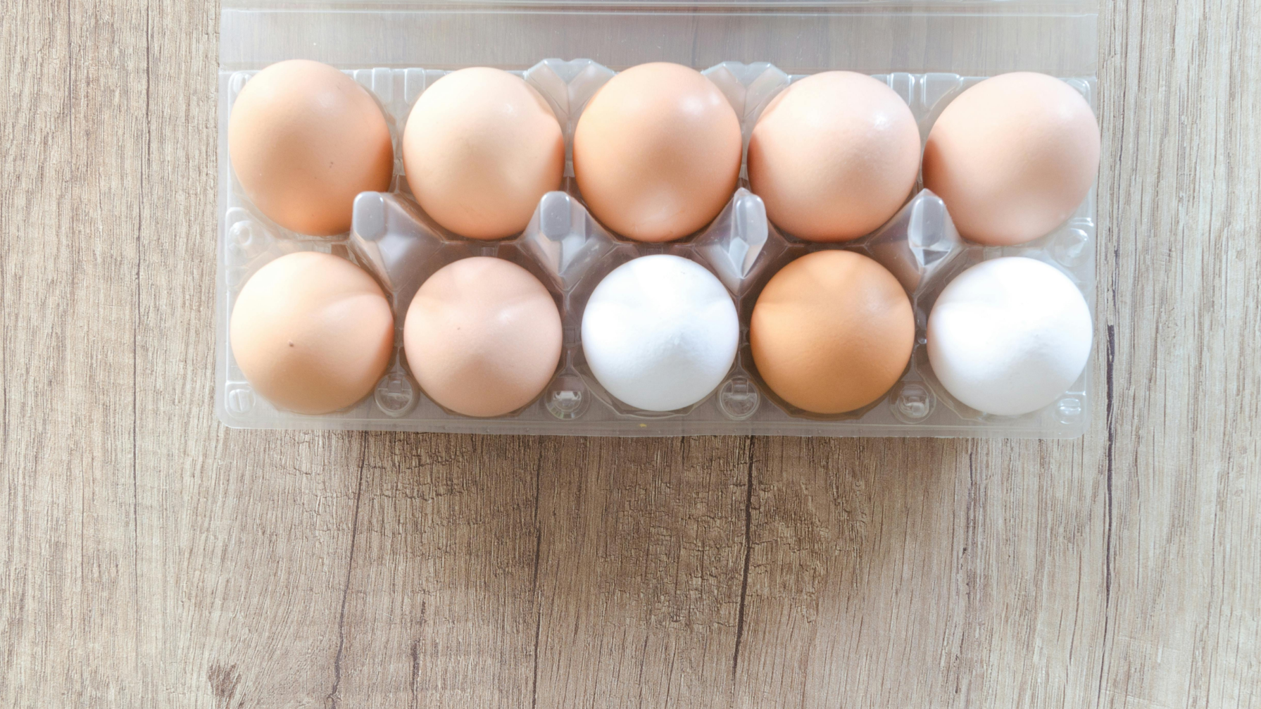 Введен временный запрет на ввоз куриных яиц на территорию РК 