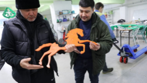 В Алматы в рамках программы «Таза Қазақстан» проходит экоакция по сбору пластиковых крышек