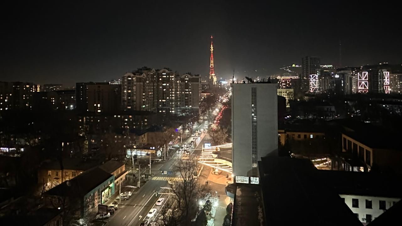 Ко Дню Независимости телебашня Алматы засияла в новом свете