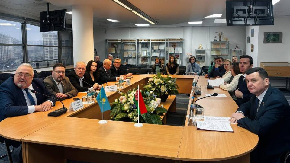 Презентован совместный фотоальбом архивистов Казахстана и Беларуси