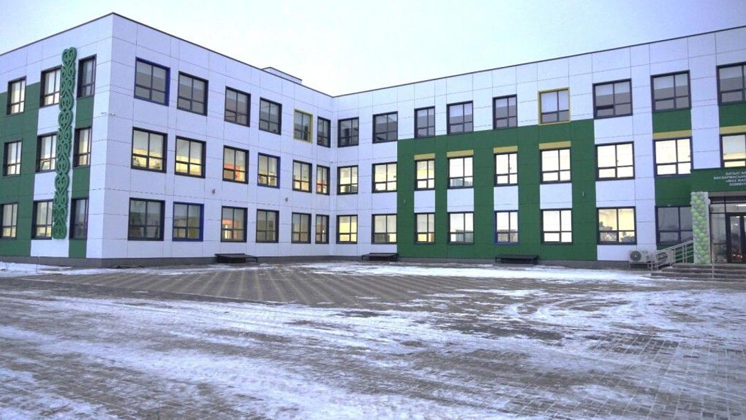 «Келешек мектептері»: в Уральске открылась очередная новая школа