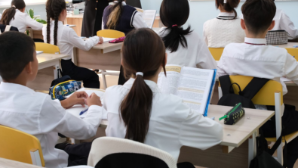 Сколько дней отдохнут казахстанские школьники на зимних каникулах