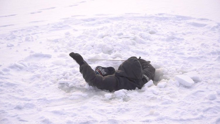 ДЧС Алматы призывает горожан не выходить на тонкий лед