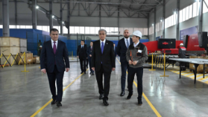 Глава государства посетил завод Tausogar