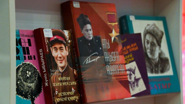 К 115-летию Бауыржана Момышулы завершился марафон «Ардагер өсиеті» в Астане 