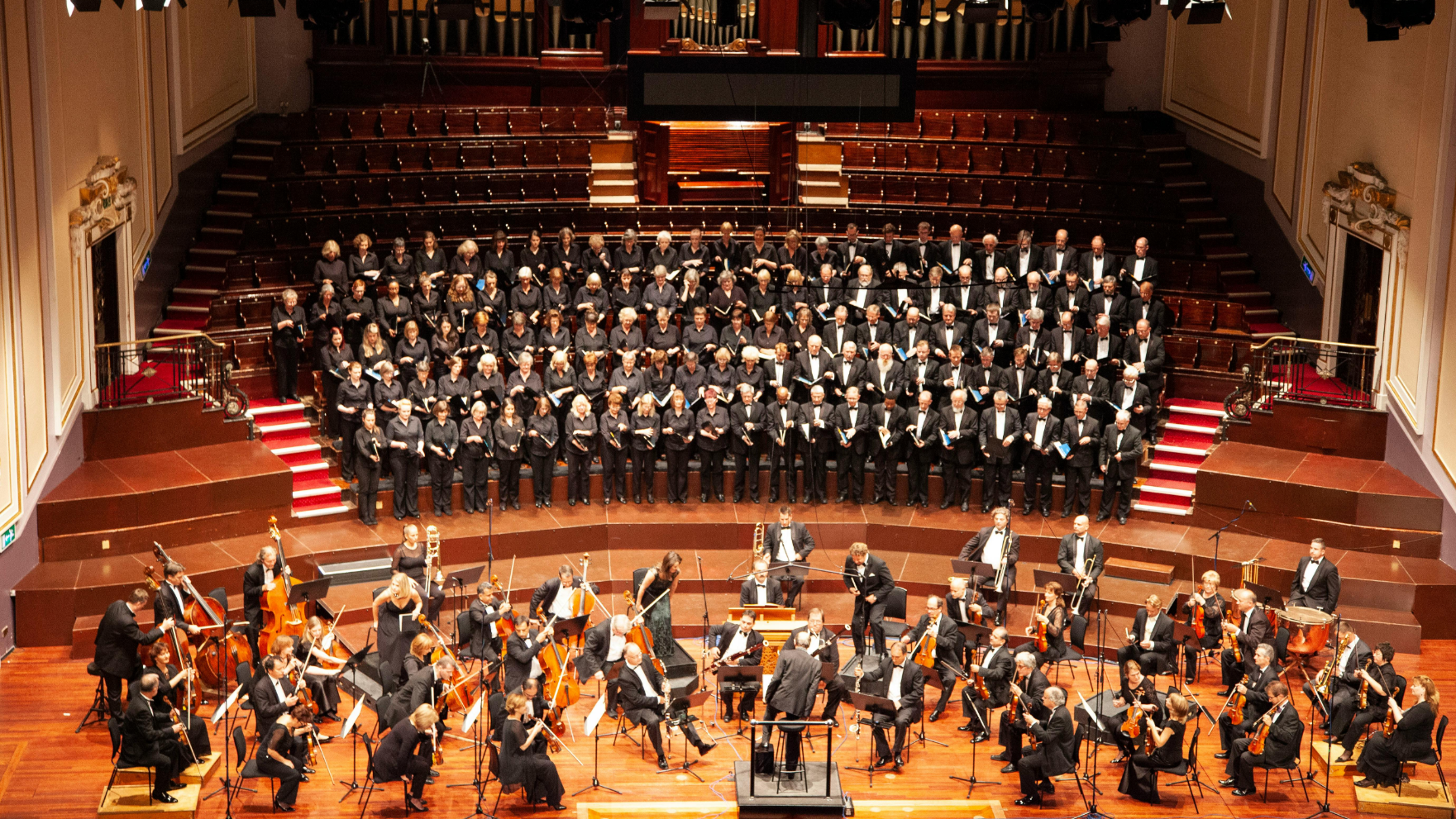 Артисты «Қазақконцерта» выступили в Стамбуле