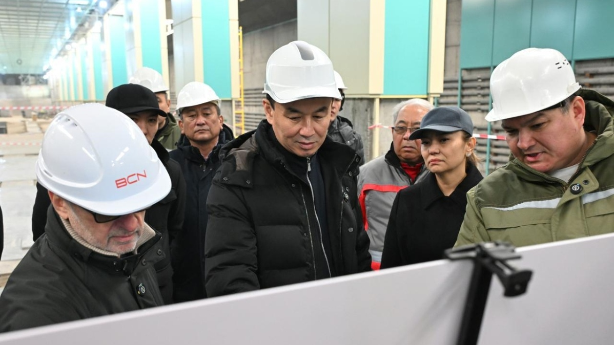 Дархан Сатыбалды ознакомился с ходом строительства новой станции метро «Калкаман»