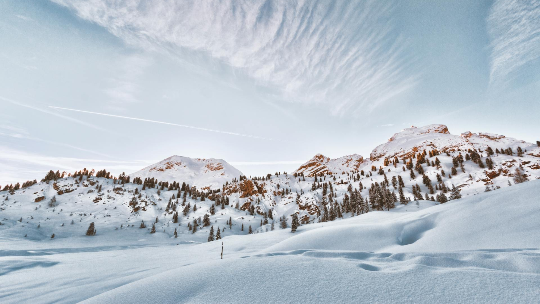 Гололёд и туман: погода в Алматы 28 декабря