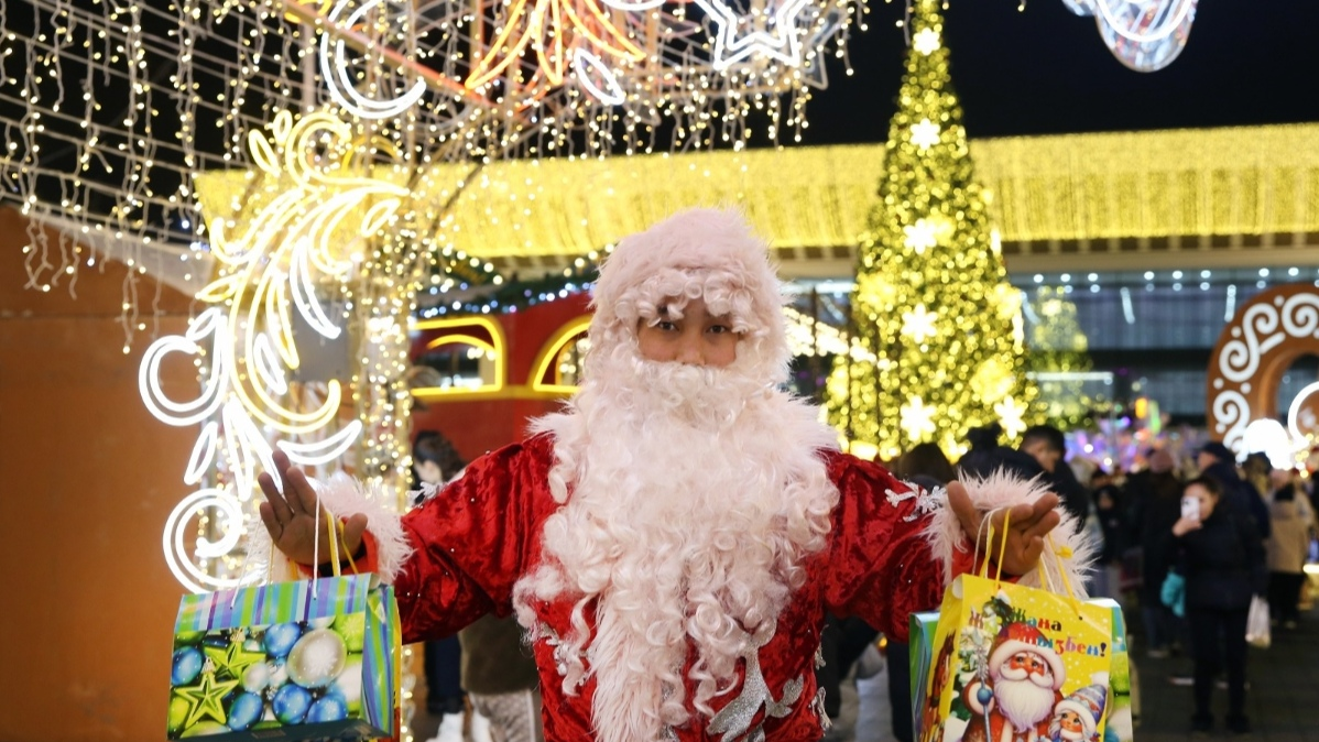 В Алматы проходит предновогоднее шоу «Кел, Жаңа жыл!»