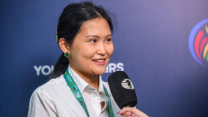 Шахматистка Бибисара Асаубаева стала трехкратной чемпионкой мира