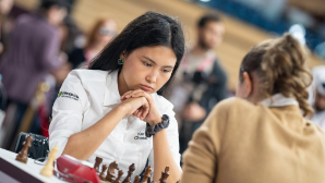 Токаев поздравил Асаубаеву с победой на чемпионате мира по блицу