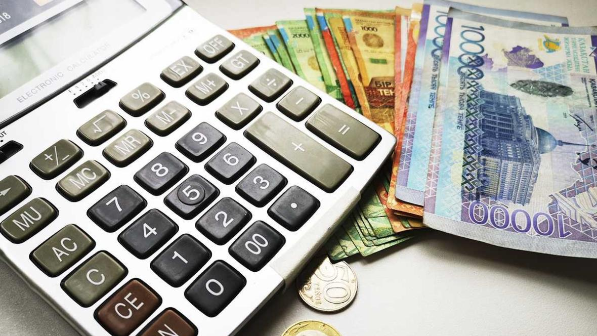 На сколько будут увеличены пенсии и пособия в Казахстане в 2026 году