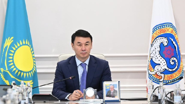 Аким Алматы обозначил задачи по цифровизации городских сервисов