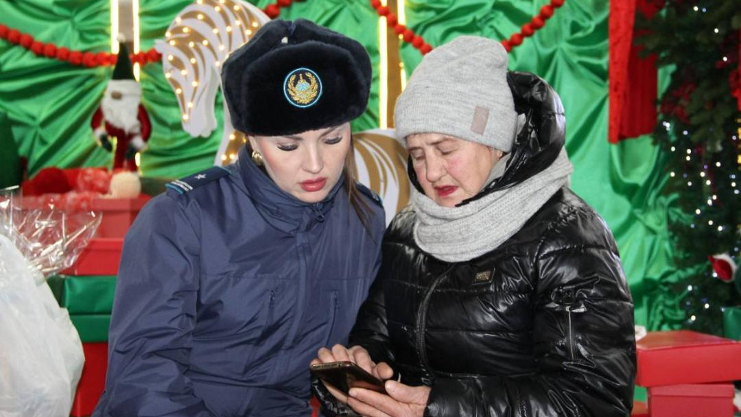 Пенсионерка из СКО едва не стала жертвой мошенников