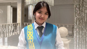 Школьница из Павлодара свободно владеет десятью иностранными языками