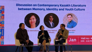 Казахская литература представлена на международной выставке в Нью-Дели