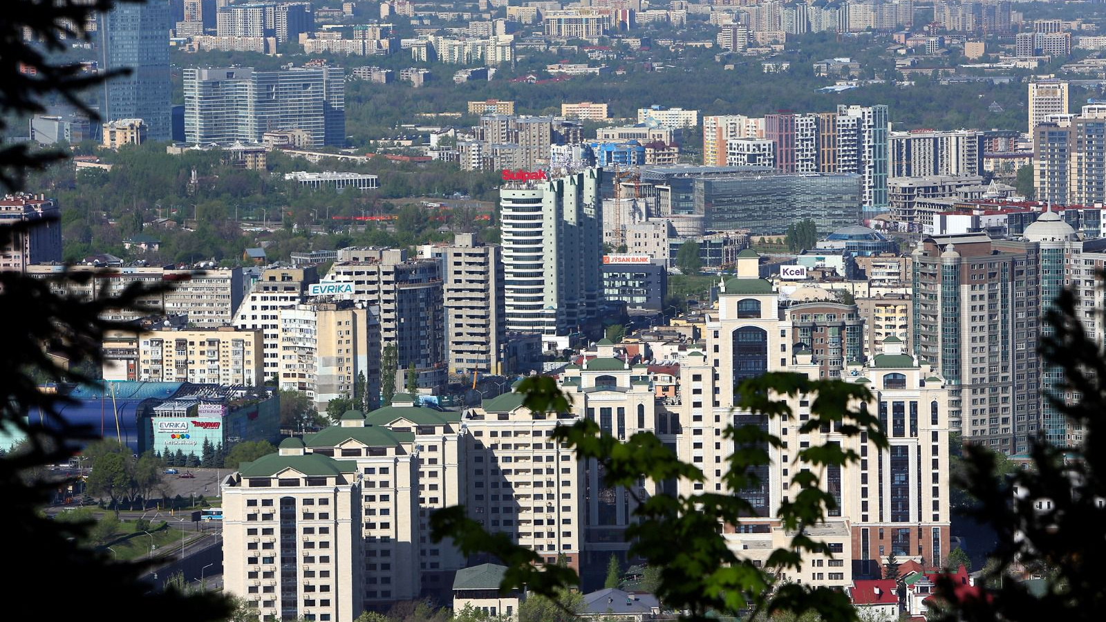 Казахстан вошел в топ-14 туристических направлений Vogue, Алматы – в центре внимания