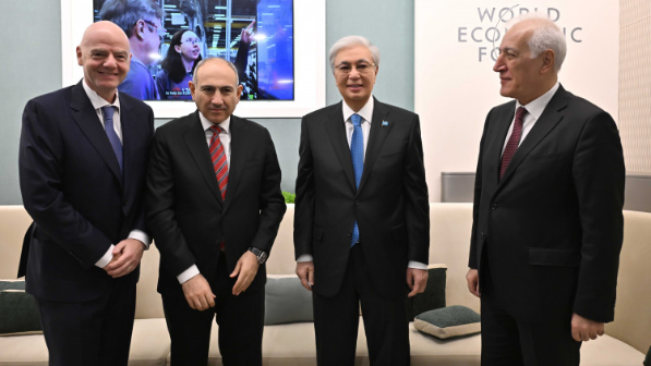 Глава государства провел ряд встреч в Давосе
