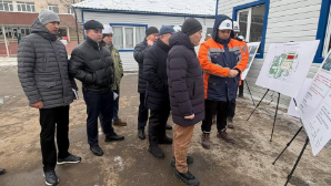 В Наурызбайском районе Алматы продолжается строительство ключевых социальных объектов