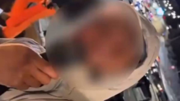 Мужчину арестовали за запугивание прохожих электрошокером в Алматы