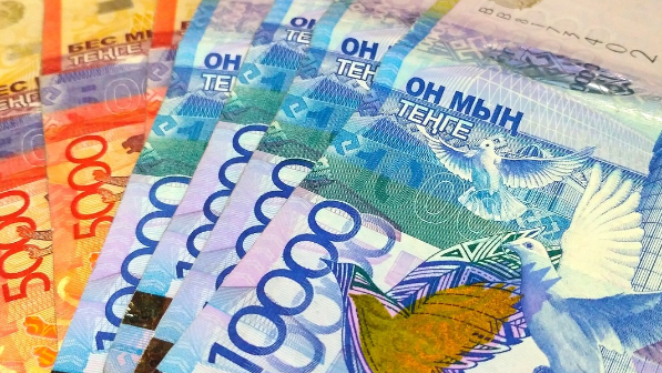 Более 6,2 тыс. человек получили спецсоцвыплату за работу во вредных условиях труда