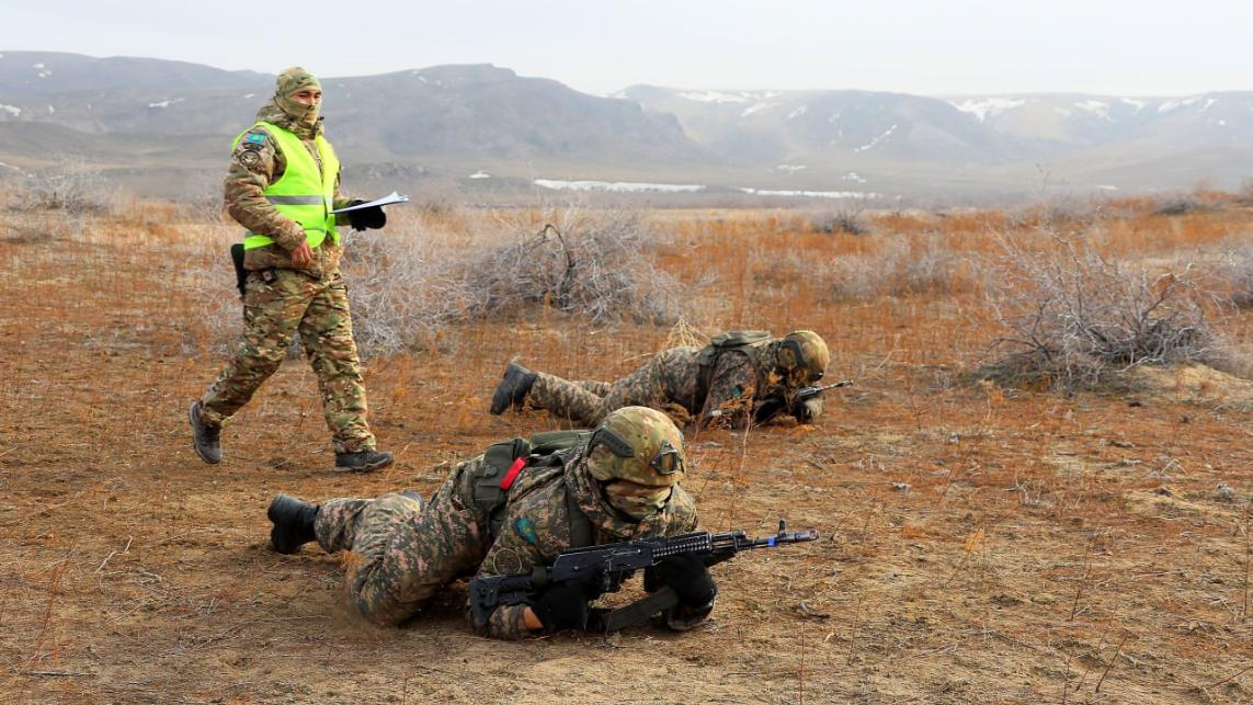 Как готовят разведчиков ДШВ в Казахстане 