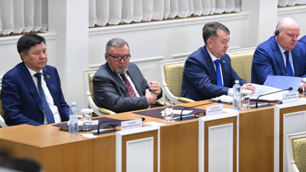 Ценности брака и семьи усилят на конституционном уровне в Казахстане 