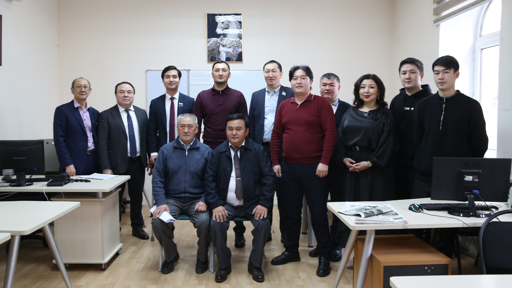 Группа депутатов посетила медиахолдинг Alatau aqparat