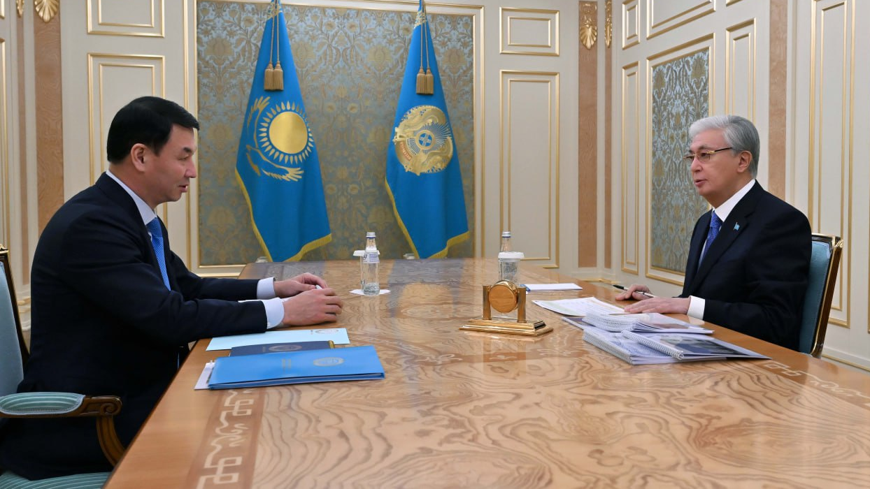 Касым-Жомарт Токаев принял акима Алматы